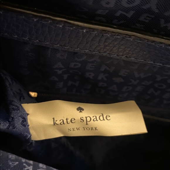 Kate Spade New York Clarke Street Anika leather shoulder bag in navy blue - Picture 14 of 14